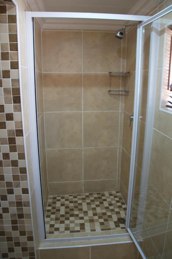 Mi Casa Guest House Uitenhage Εξωτερικό φωτογραφία