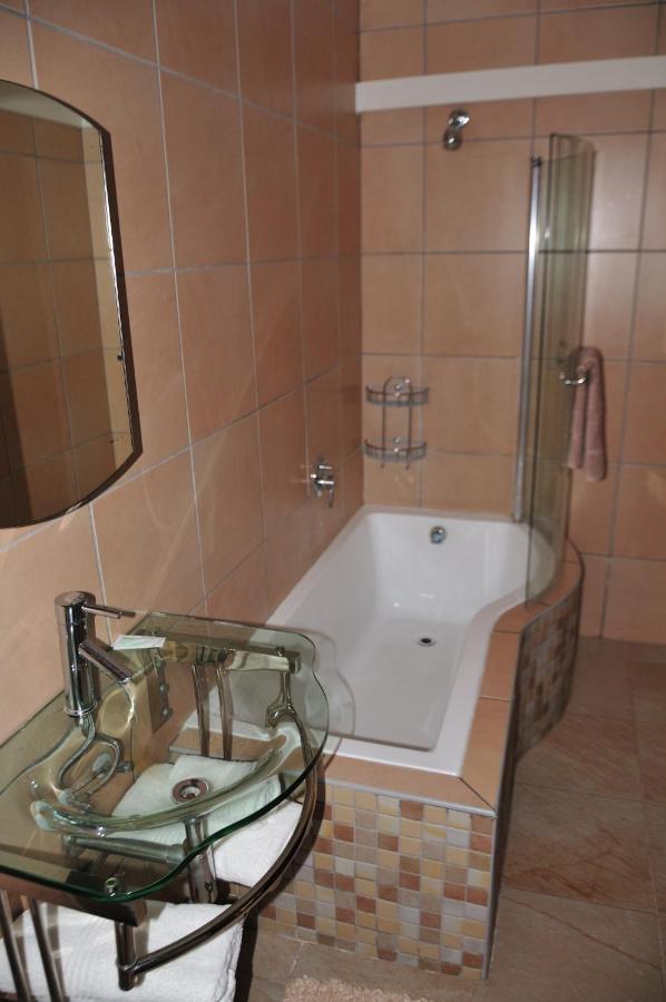 Mi Casa Guest House Uitenhage Εξωτερικό φωτογραφία
