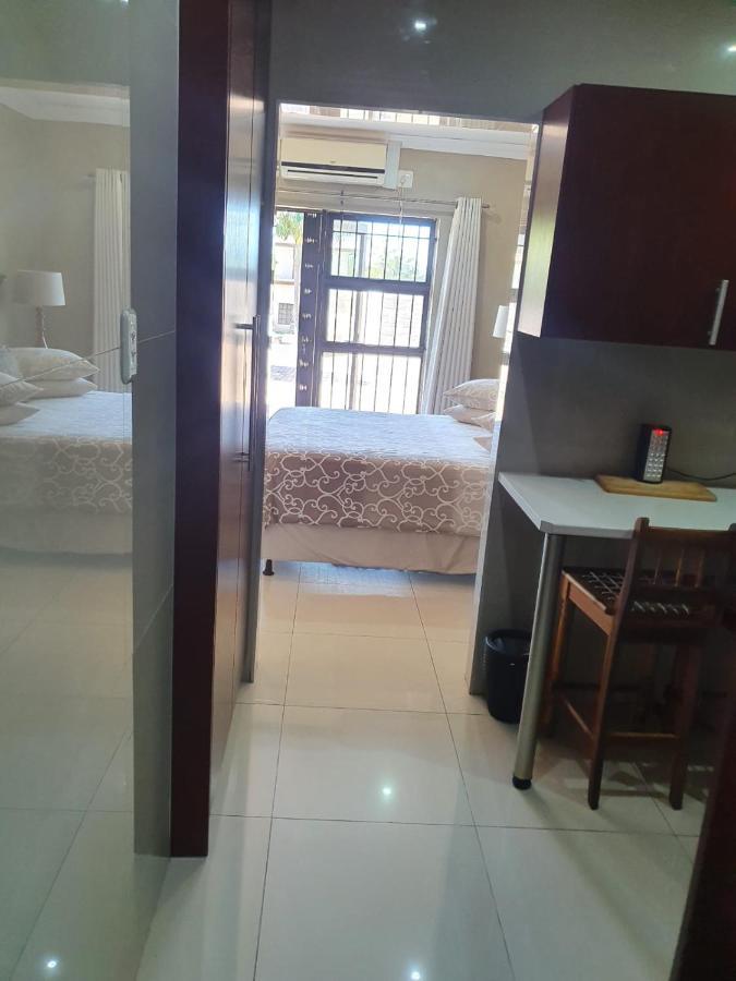 Mi Casa Guest House Uitenhage Εξωτερικό φωτογραφία