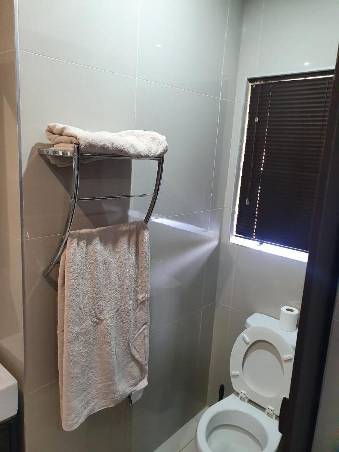 Mi Casa Guest House Uitenhage Εξωτερικό φωτογραφία