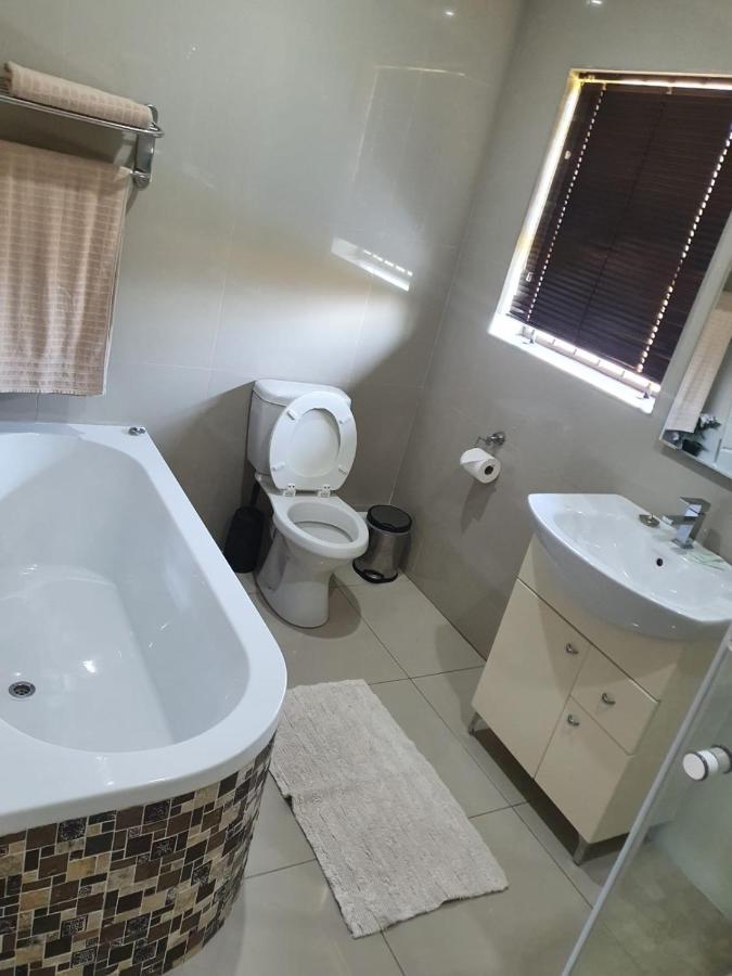 Mi Casa Guest House Uitenhage Εξωτερικό φωτογραφία
